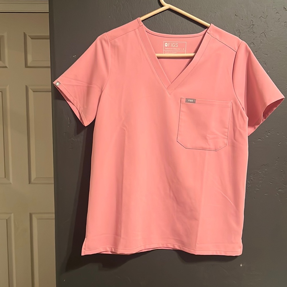 Chalk pink Figs scrubs